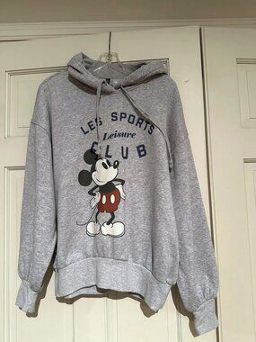 EUC Disney HM Oversized Les Sports Club Mickey Mouse Gray Hoodie Sz Small